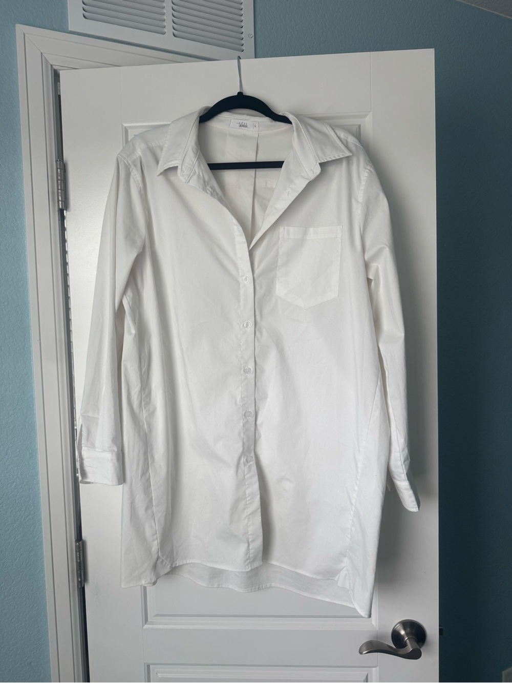 TALULAH Women’s White Long-Sleeve Dress Shirt